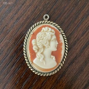 Vintage pendant